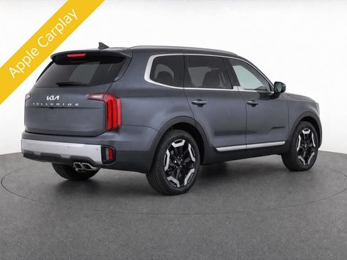 Certified 2023 Kia Telluride S FWD image 3