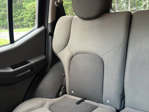 Used 2014 Nissan Xterra S AWD/4WD image 18