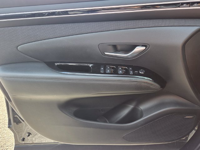 Used 2023 Hyundai Tucson Limited AWD/4WD image 29