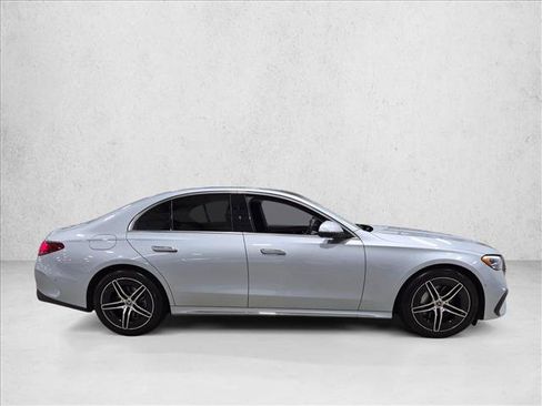 Used 2026 Mercedes-Benz E 350 Sedan image 4