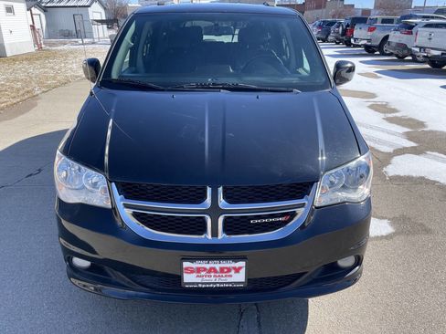 Used 2018 Dodge Grand Caravan SXT image 5