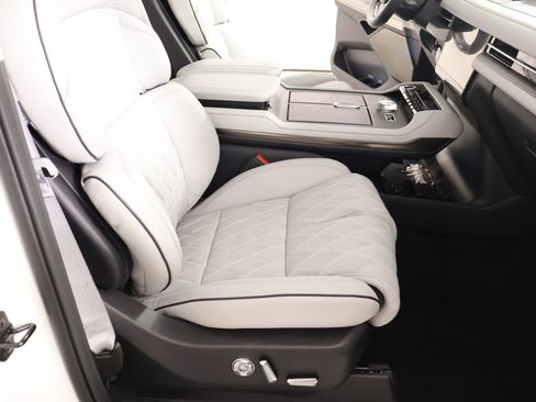 New 2026 Lincoln Navigator Black Label AWD/4WD image 15