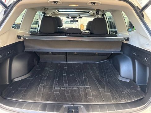 Certified 2023 Subaru Forester Premium AWD/4WD image 17