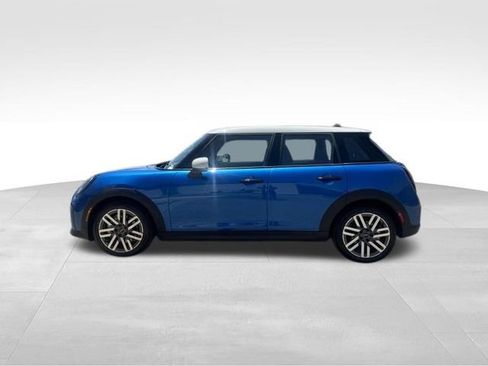 Certified 2026 MINI Cooper 4-Door Hardtop FWD image 8
