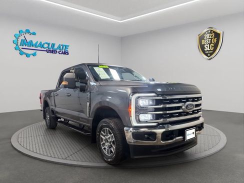 Used 2023 Ford F250 Lariat w/ FX4 Off-Road Package AWD/4WD image 7