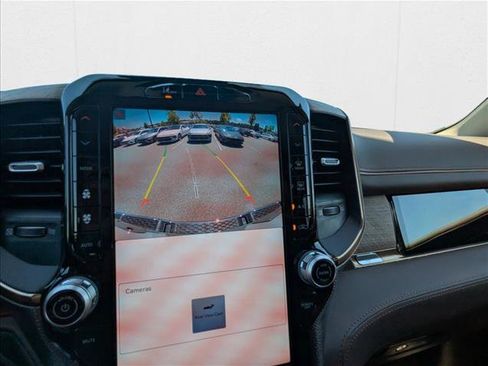 Used 2025 RAM 1500 Limited image 13