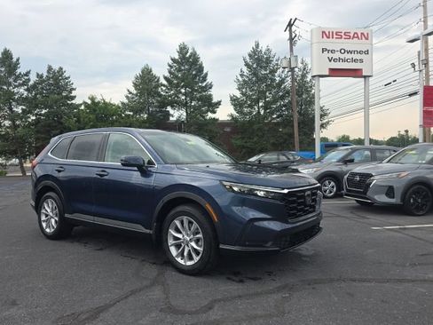 Used 2024 Honda CR-V EX-L image 3