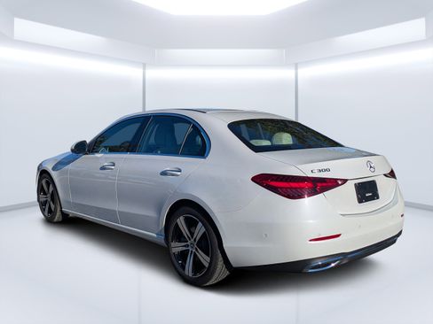Used 2024 Mercedes-Benz C 300 Sedan image 5