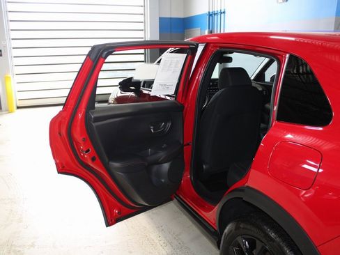 Certified 2024 Honda HR-V Sport image 16