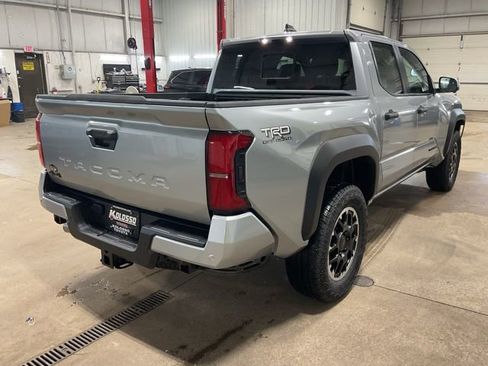 New 2026 Toyota Tacoma TRD Off-Road image 6