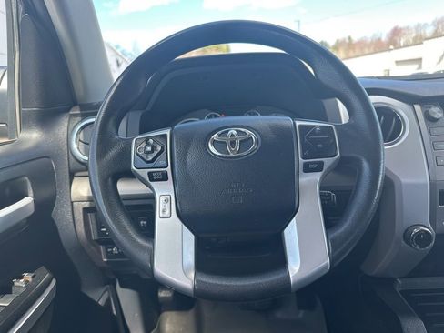 Used 2016 Toyota Tundra SR5 AWD/4WD image 19