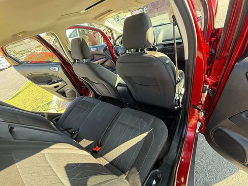 Used 2018 Ford EcoSport SE w/ SE Convenience Package image 15