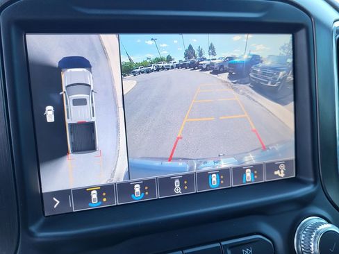 Used 2019 GMC Sierra 1500 AT4 w/ Off Road Performance Package image 26