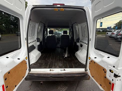 Used 2011 Ford Transit Connect XL image 12