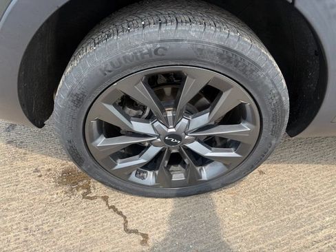 Certified 2023 Kia Sorento X-Line EX AWD/4WD image 15