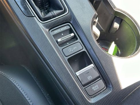 Used 2023 Honda Civic Sport image 28