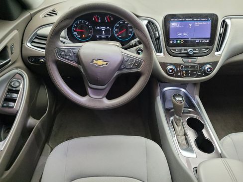 Used 2019 Chevrolet Malibu LT FWD image 22