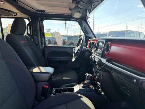 Used 2021 Jeep Wrangler Unlimited Rubicon AWD/4WD image 22