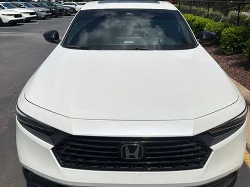Used 2024 Honda Accord Sport image 2