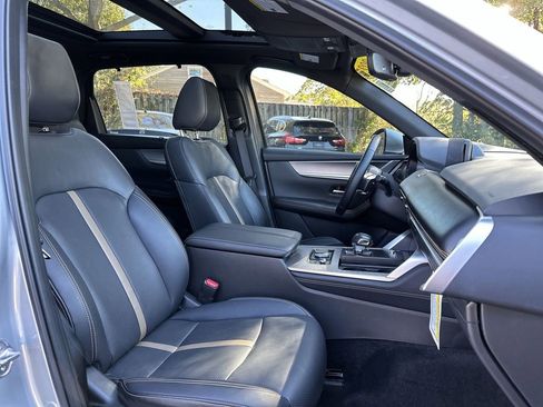 Certified 2025 MAZDA CX-90 3.3 Turbo S w/ Premium Package image 26