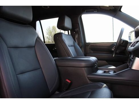 Used 2023 Chevrolet Tahoe LT AWD/4WD image 19