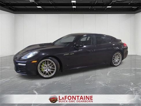 Used 2014 Porsche Panamera S image 1