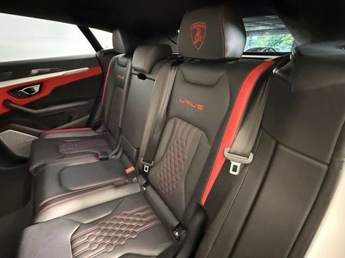 Used 2023 Lamborghini Urus S AWD/4WD image 19