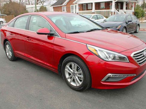 Used 2015 Hyundai Sonata SE w/ Option Group 09 image 4