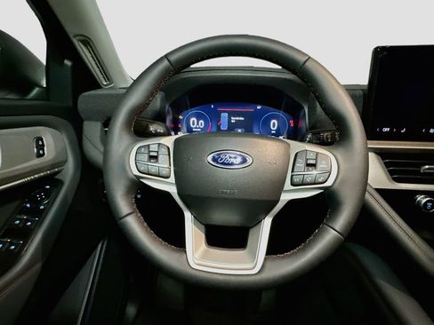 New 2026 Ford Explorer Active AWD/4WD image 9