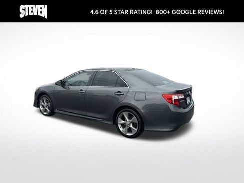 Used 2012 Toyota Camry SE w/ Leather Pkg FWD image 5
