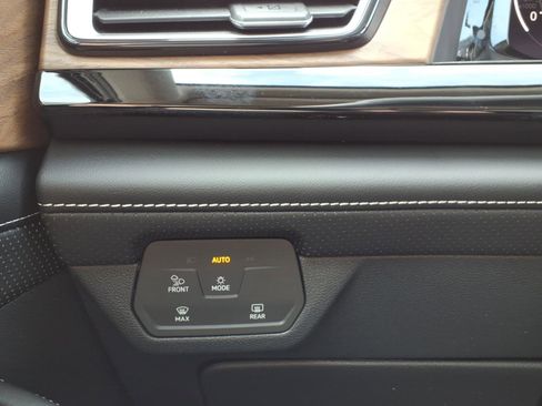 New 2026 Volkswagen Atlas SE AWD/4WD image 23