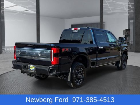 Used 2023 Ford F350 Platinum AWD/4WD image 5