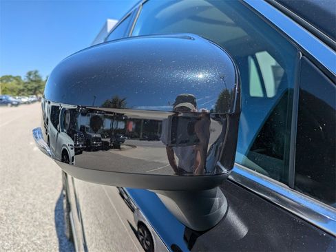 New 2026 Volvo XC90 B6 Plus w/ Protection Package Premier image 12