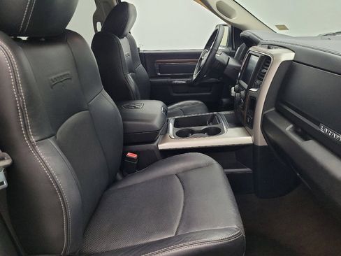 Used 2016 RAM 1500 Laramie w/ Convenience Group image 21