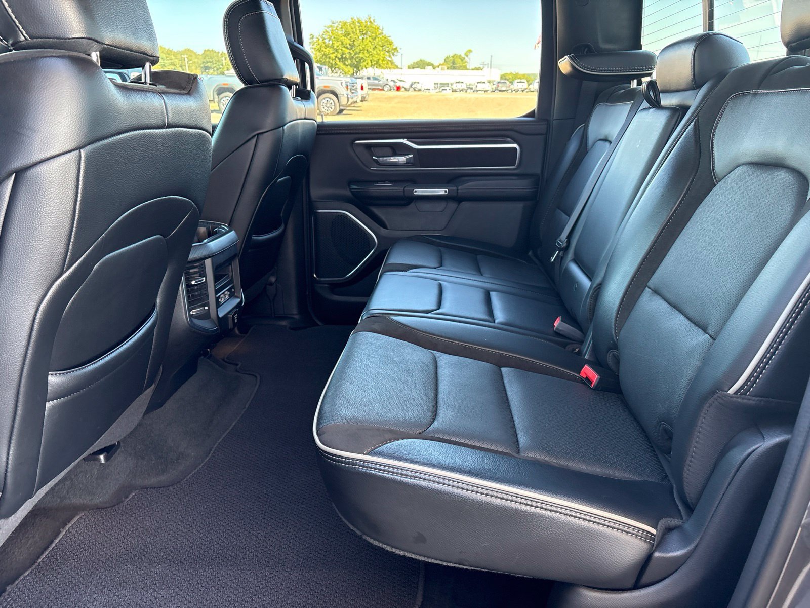 Used 2024 RAM 1500 Laramie RWD image 16