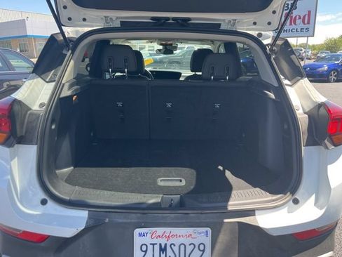 Used 2025 Buick Encore GX Preferred FWD image 11