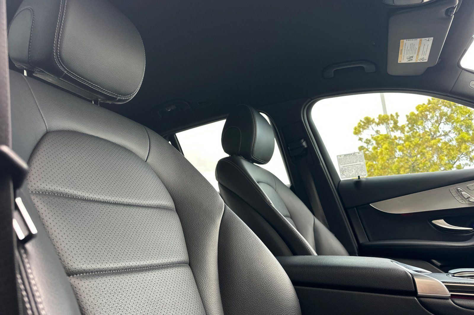 Used 2022 Mercedes-Benz GLC 300 image 16