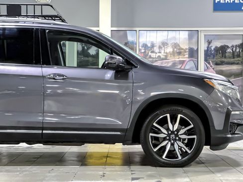 Certified 2019 Honda Pilot Touring image 37