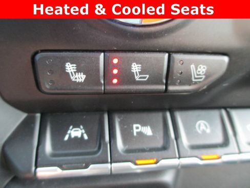 Used 2020 GMC Sierra 1500 Denali w/ Technology Package image 17