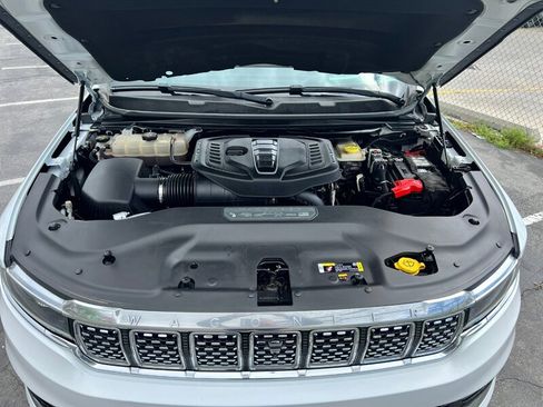 Used 2023 Jeep Grand Wagoneer Series II image 60