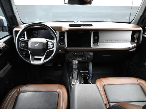 Used 2023 Ford Bronco Outer Banks AWD/4WD image 6