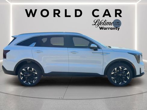 New 2025 Kia Sorento EX w/ Panoramic Sunroof Package image 7