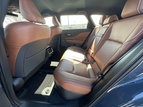 Used 2025 Toyota Crown Signia Limited image 25