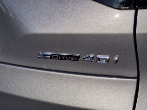 New 2026 BMW X5 sDrive40i image 8