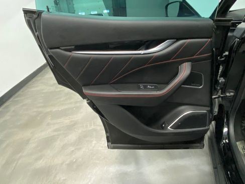 Used 2020 Maserati Levante GranSport image 45