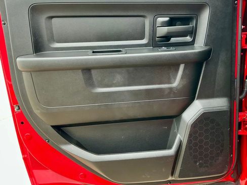 Used 2024 RAM 3500 Tradesman w/ Chrome Appearance Group image 30