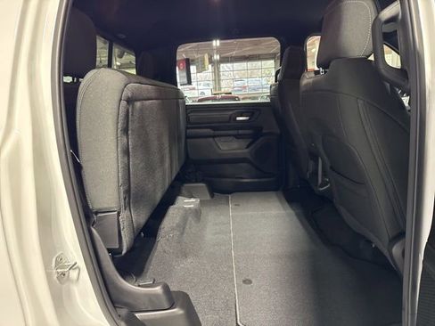 New 2026 RAM 1500 Express AWD/4WD image 40