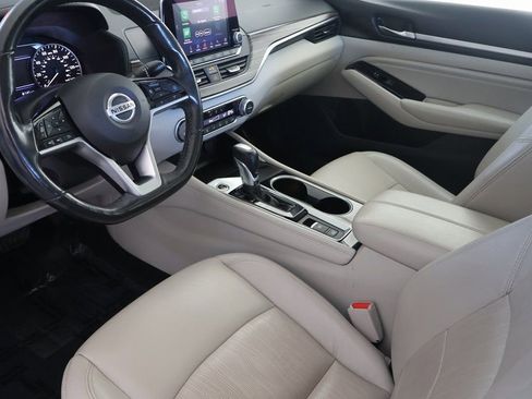Used 2022 Nissan Altima 2.5 Platinum image 18