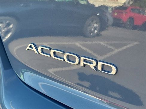 Certified 2023 Honda Accord Touring image 7