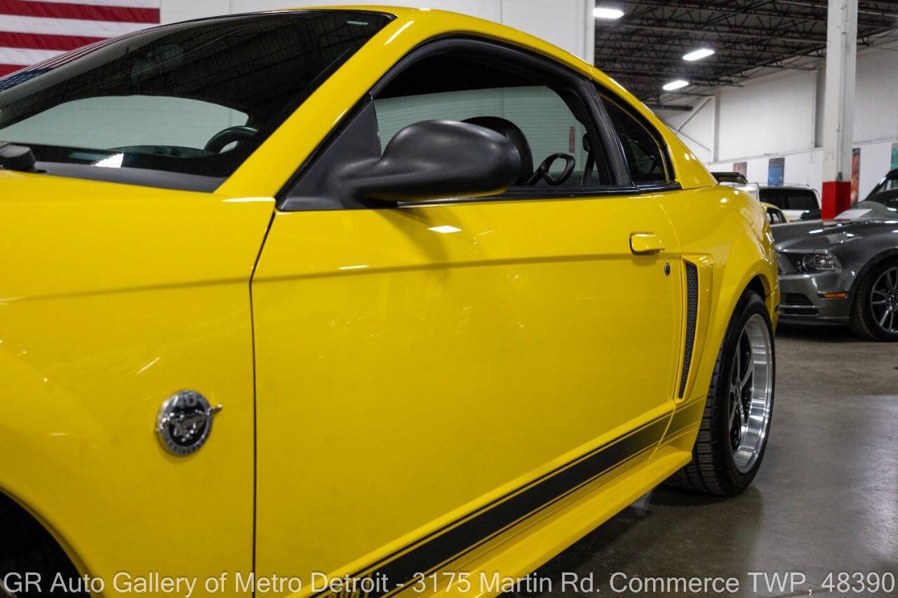 Used 2004 Ford Mustang Mach 1 RWD image 21